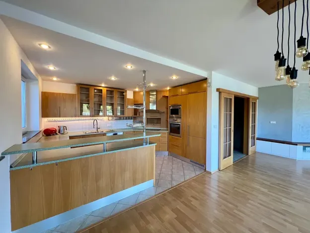 Prodej bytu 6+kk a větší, Praha, Lékařská, 167 m2