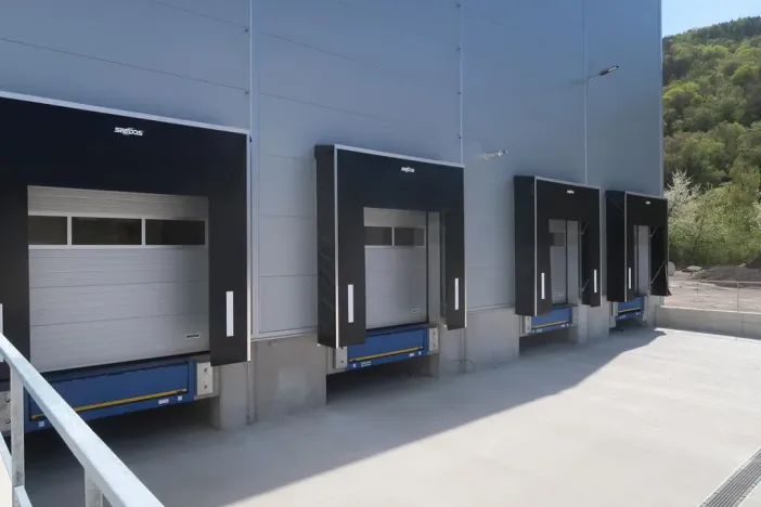 Pronájem skladu, Hýskov, Na Břasích, 1930 m2