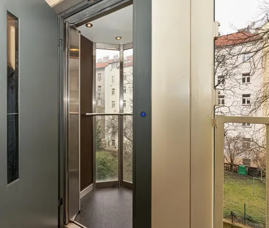 Pronájem bytu 2+kk, Praha - Vršovice, Orelská, 60 m2