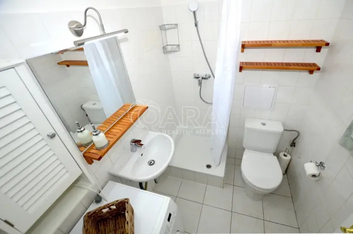 Pronájem bytu 1+kk, Hostivice, Školská, 29 m2