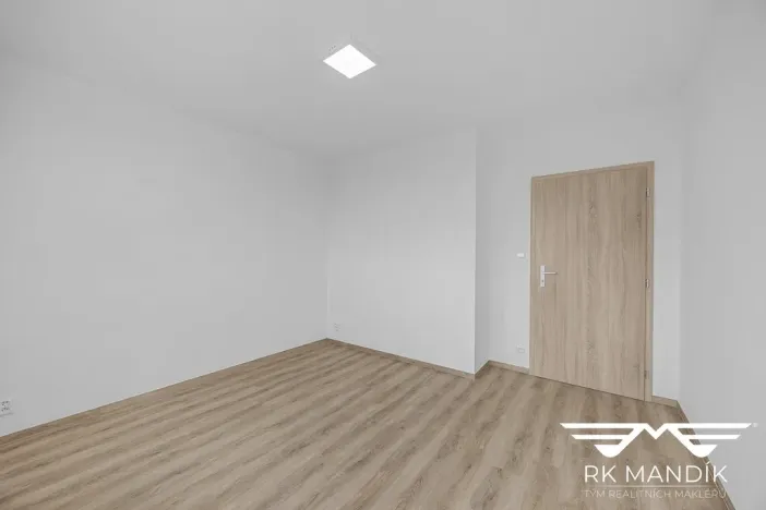 Pronájem bytu 3+1, Praha - Troja, Lublinská, 63 m2