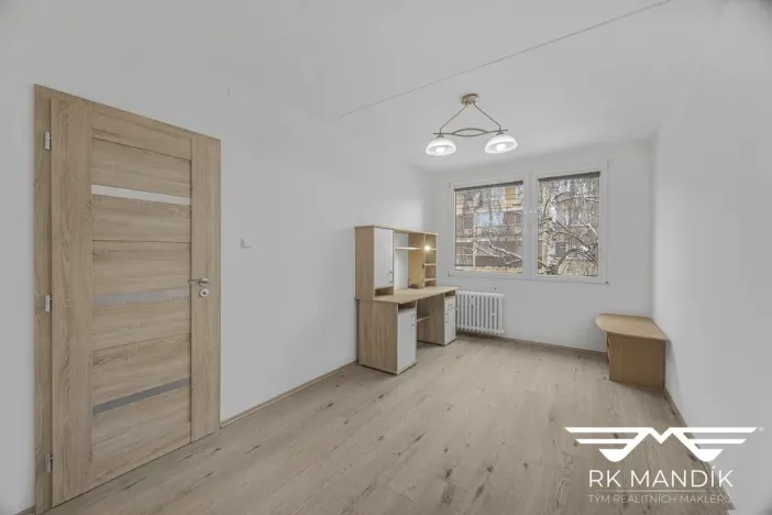 Pronájem bytu 3+1, Praha - Střížkov, Harrachovská, 52 m2