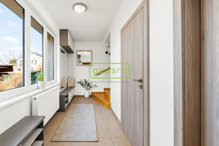 Prodej rodinného domu, Lety, Pod viničkou, 163 m2