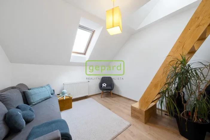 Prodej rodinného domu, Lety, Pod viničkou, 163 m2