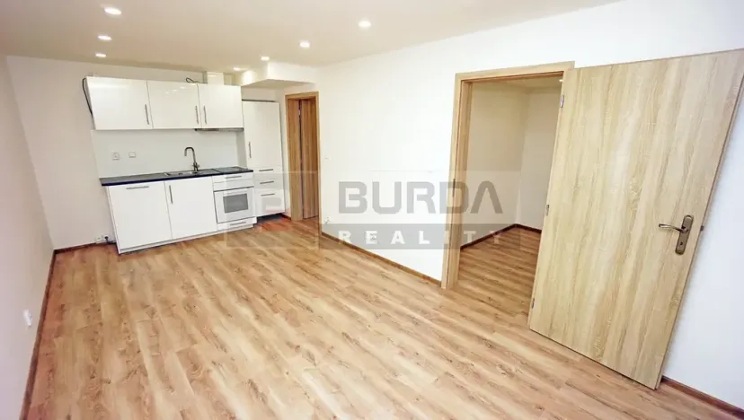 Pronájem bytu 2+kk, Neratovice, 35 m2