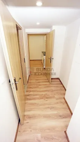 Pronájem bytu 2+kk, Neratovice, 35 m2