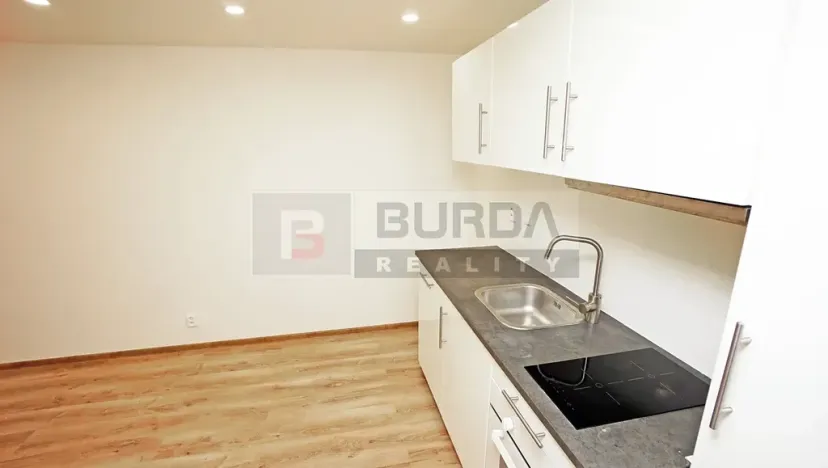 Pronájem bytu 2+kk, Neratovice, 35 m2