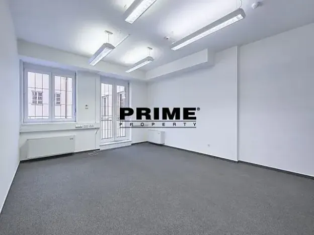 Pronájem kanceláře, Praha - Nové Město, Soukenická, 246 m2