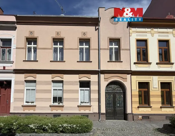 Prodej bytu 4+1, Pardubice - Zelené Předměstí, Hronovická, 140 m2