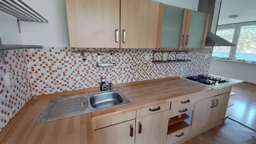 Pronájem bytu 3+kk, Praha - Motol, Hennerova, 72 m2