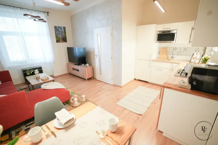 Prodej bytu 2+kk, Praha - Vysočany, Špitálská, 57 m2