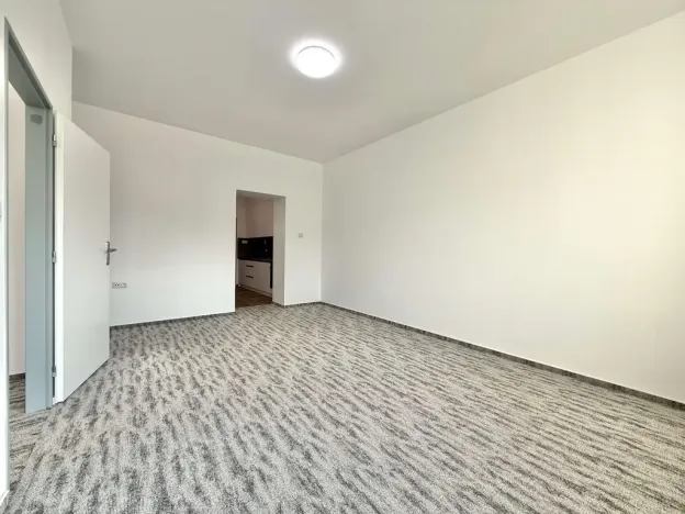 Pronájem bytu 2+1, Opava - Předměstí, Hviezdoslavova, 60 m2