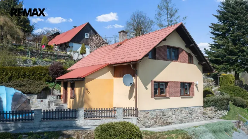 Prodej chalupy, Osečnice, 93 m2