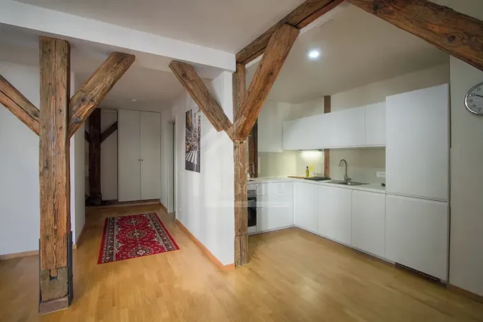 Pronájem bytu 1+kk, Praha - Karlín, Sokolovská, 76 m2