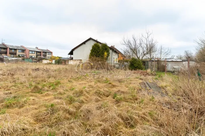 Pronájem komerčního pozemku, Dolní Břežany, Krátká, 585 m2