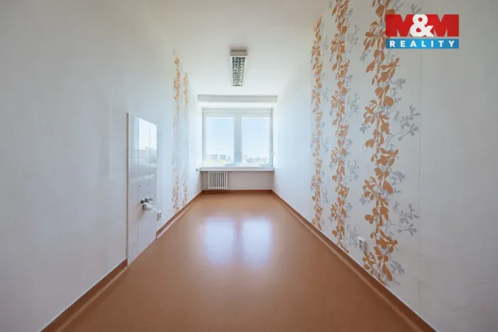 Pronájem obchodního prostoru, Praha - Petrovice, Ohmova, 14 m2