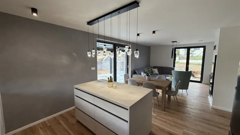 Prodej rodinného domu, Panenské Břežany, Nad Svatou Annou, 184 m2