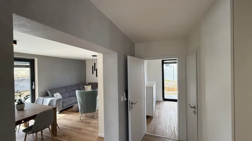 Prodej rodinného domu, Panenské Břežany, Nad Svatou Annou, 184 m2