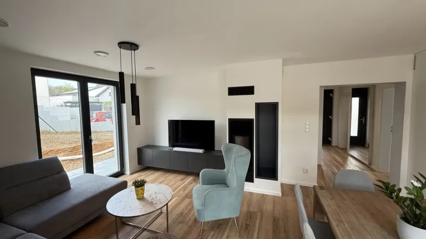 Prodej rodinného domu, Panenské Břežany, Nad Svatou Annou, 174 m2