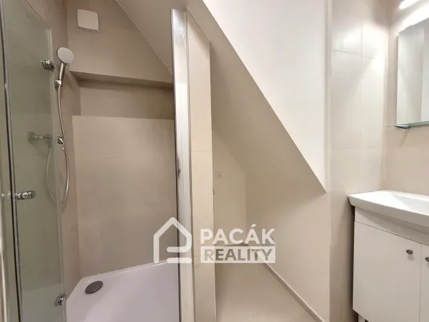 Pronájem bytu 3+kk, Olomouc - Holice, Hanácká, 68 m2