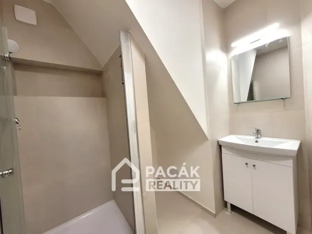 Pronájem bytu 3+kk, Olomouc - Holice, Hanácká, 68 m2