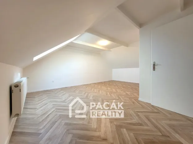 Pronájem bytu 3+kk, Olomouc - Holice, Hanácká, 68 m2