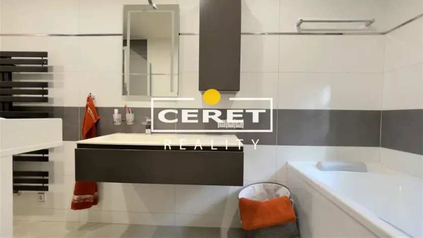 Prodej komerční nemovitosti, Žatec, Dvořákova, 139 m2