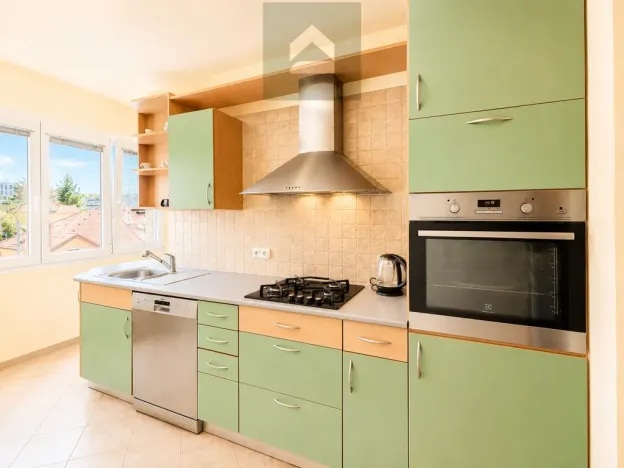Prodej bytu 3+1, Plzeň - Lobzy, Dlouhá, 77 m2