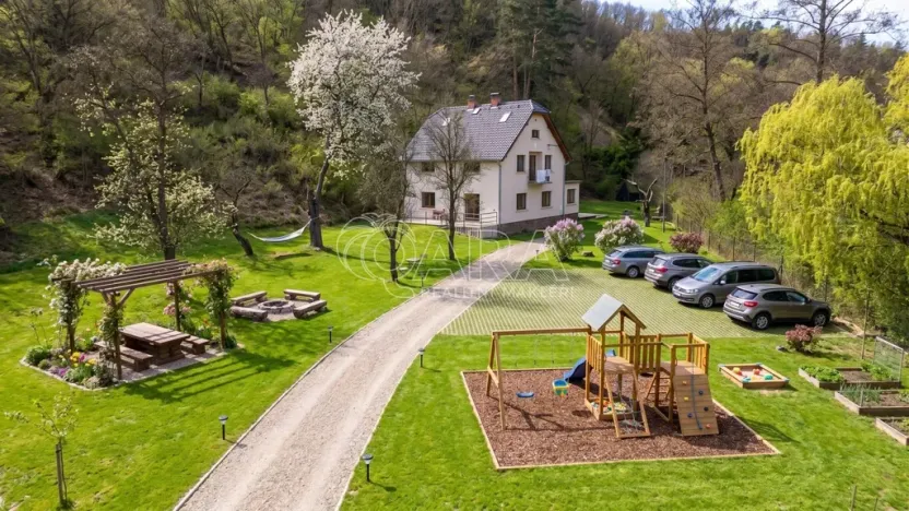 Prodej rodinného domu, Beroun - Beroun-Hostim, Ke Svatému Jánu, 91 m2