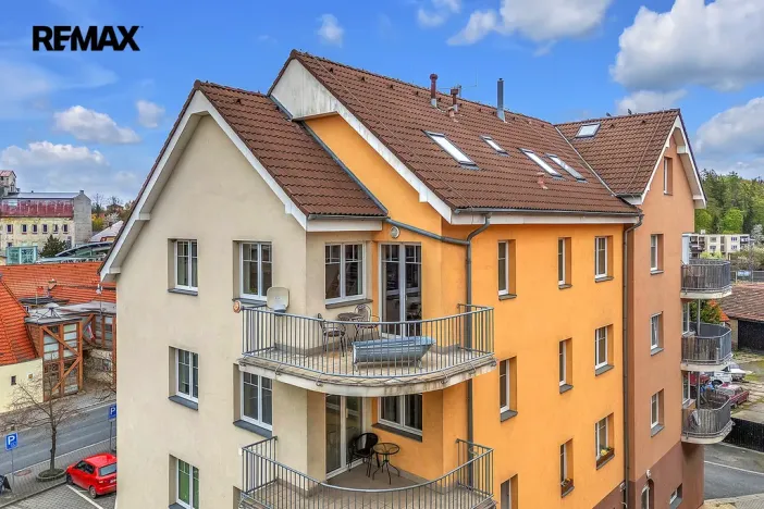 Prodej bytu 4+kk, Strančice, Náměstí Emila Kolbena, 108 m2