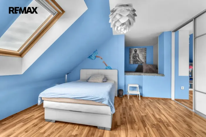 Prodej bytu 4+kk, Strančice, Náměstí Emila Kolbena, 108 m2