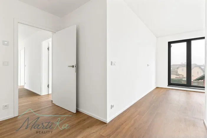 Prodej bytu 4+kk, Úvaly, 5. května, 142 m2