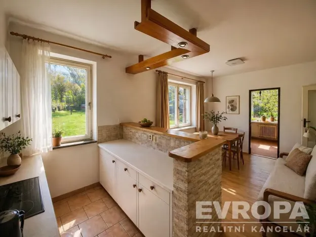 Prodej bytu 4+kk, Stříbrná Skalice, U Hřiště, 73 m2