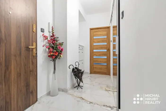 Prodej bytu 2+1, Ostrava, Aleše Hrdličky, 51 m2