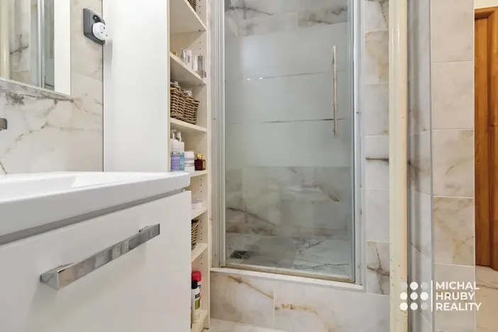 Prodej bytu 2+1, Ostrava, Aleše Hrdličky, 51 m2