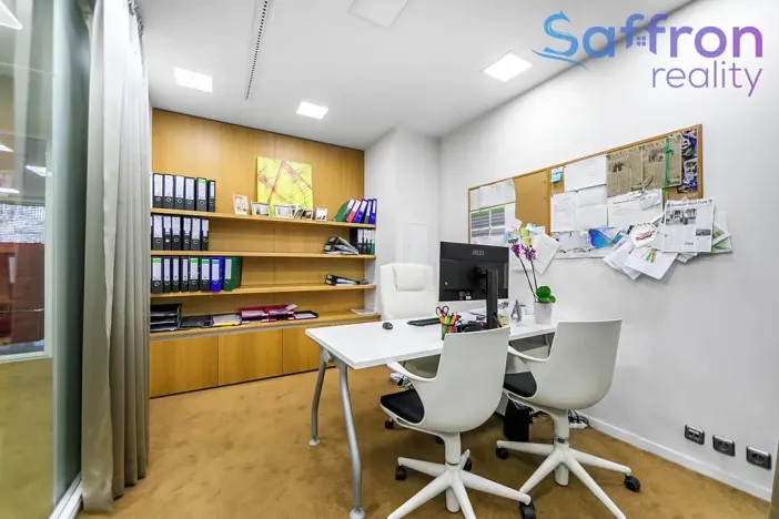 Prodej kanceláře, Praha - Smíchov, Na Zatlance, 115 m2