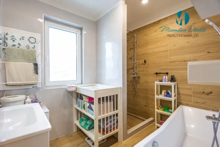 Prodej bytu 3+kk, Trstěnice, 70 m2