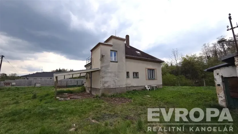 Prodej rodinného domu, Sezemice - Počaply, 150 m2