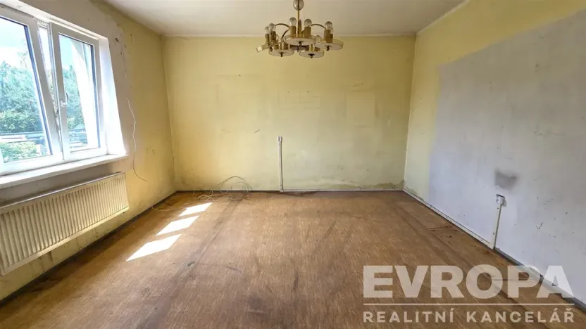 Prodej rodinného domu, Sezemice - Počaply, 150 m2