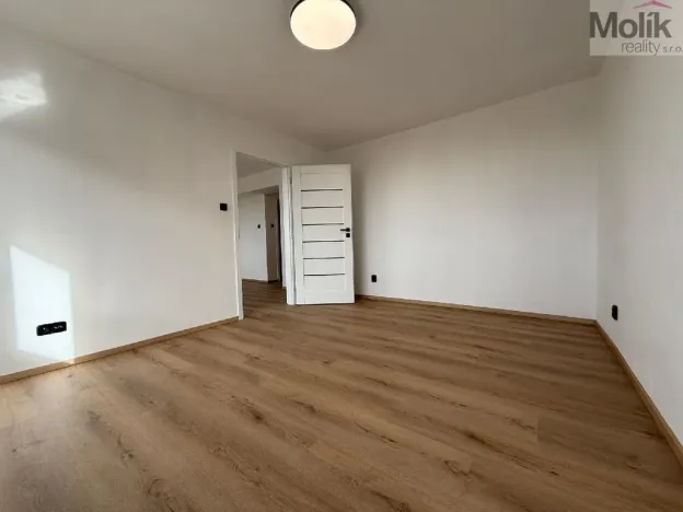 Pronájem bytu 3+1, Meziboří, Májová, 61 m2