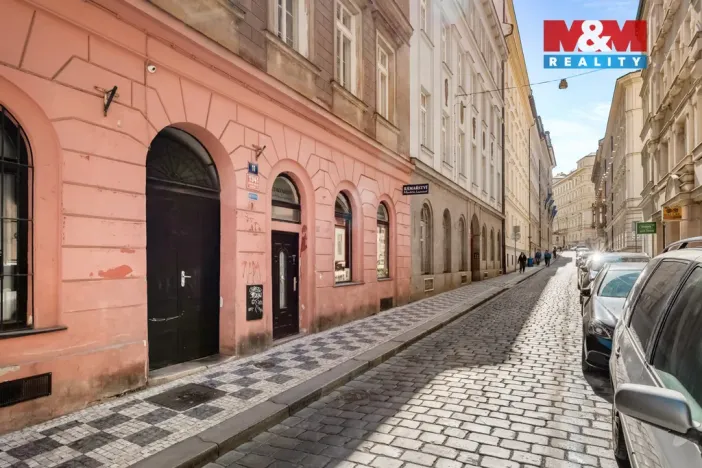 Pronájem bytu 2+1, Praha - Nové Město, Růžová, 60 m2