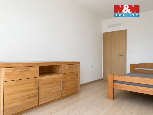 Prodej bytu 2+kk, Lázně Bělohrad, Zámecká, 46 m2