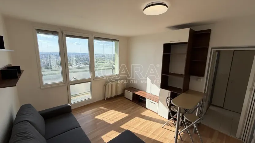 Pronájem bytu 2+kk, Praha - Záběhlice, Jabloňová, 33 m2