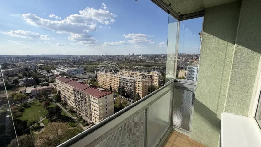 Pronájem bytu 2+kk, Praha - Záběhlice, Jabloňová, 33 m2