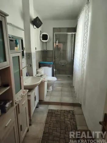 Prodej rodinného domu, Tuhaň, 350 m2