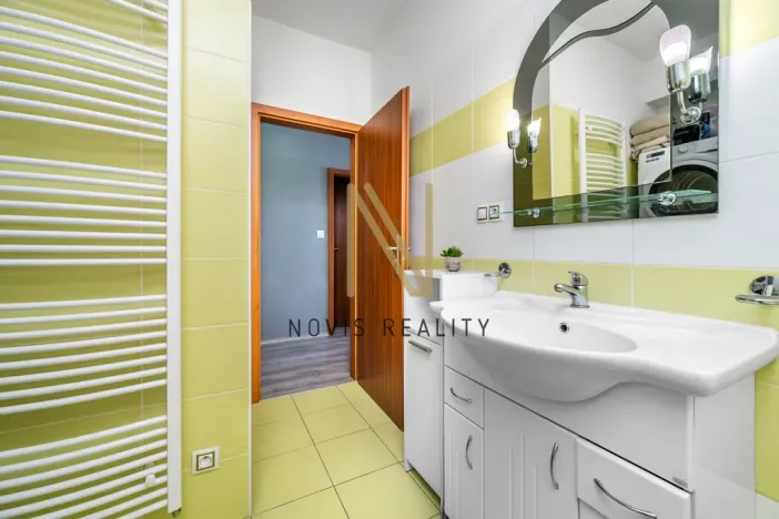 Prodej bytu 3+kk, Vochov, 52 m2