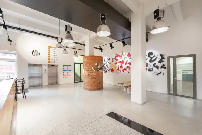 Pronájem kanceláře, Praha, Lihovarská, 368 m2