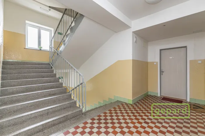 Prodej bytu 2+1, Praha, 28. pluku, 58 m2