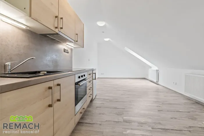 Pronájem bytu 1+kk, Uherské Hradiště, Prostřední, 33 m2
