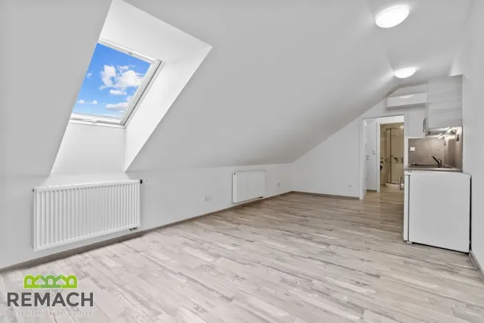 Pronájem bytu 1+kk, Uherské Hradiště, Prostřední, 33 m2